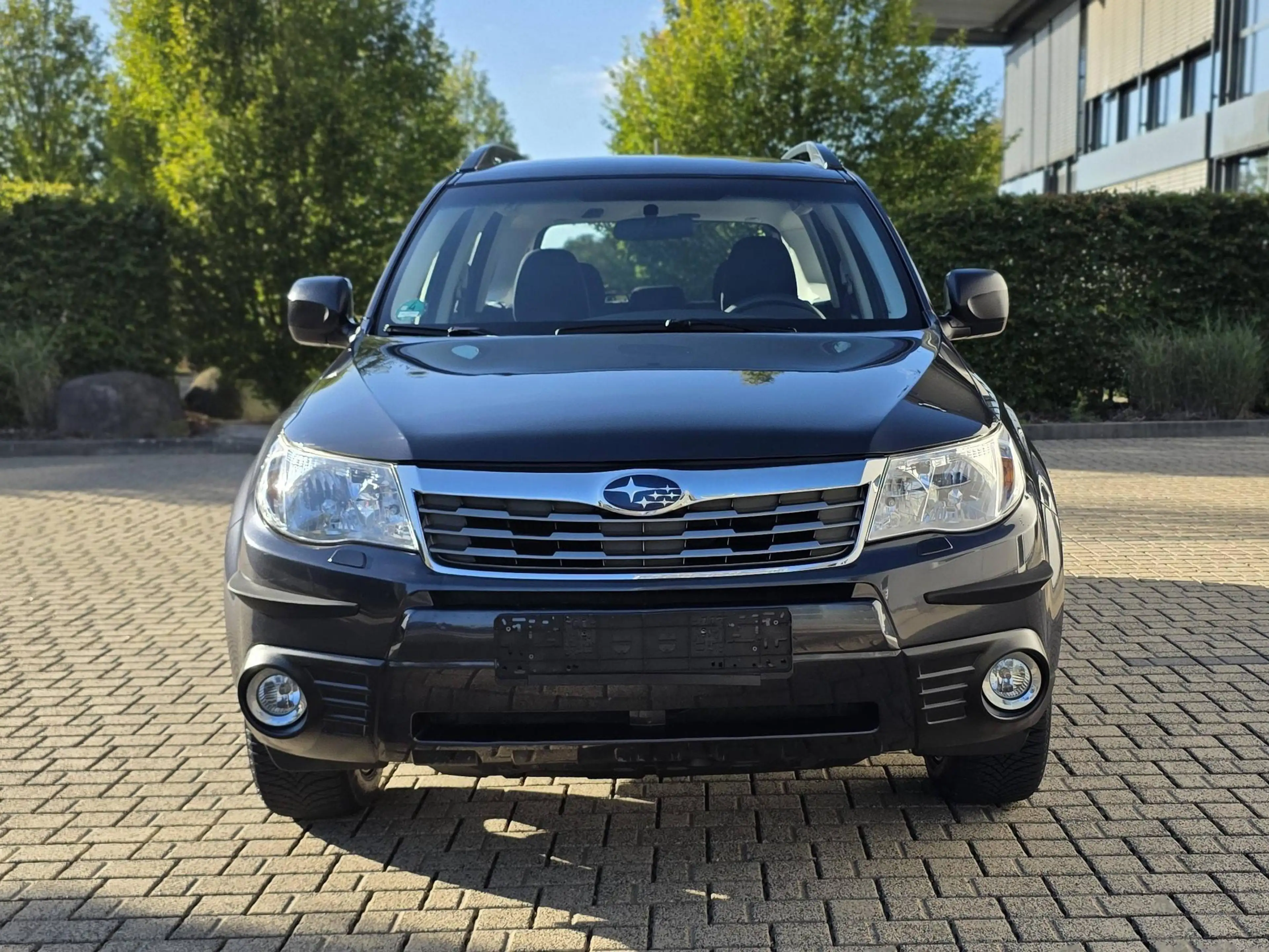 Subaru Forester Forester 2.0X, Tüv Zahnr. Kupplung Neu, AHK 2000KG, Klima, Untzersetzung, Sitzheizung, 8Fach bereift, — photo 2