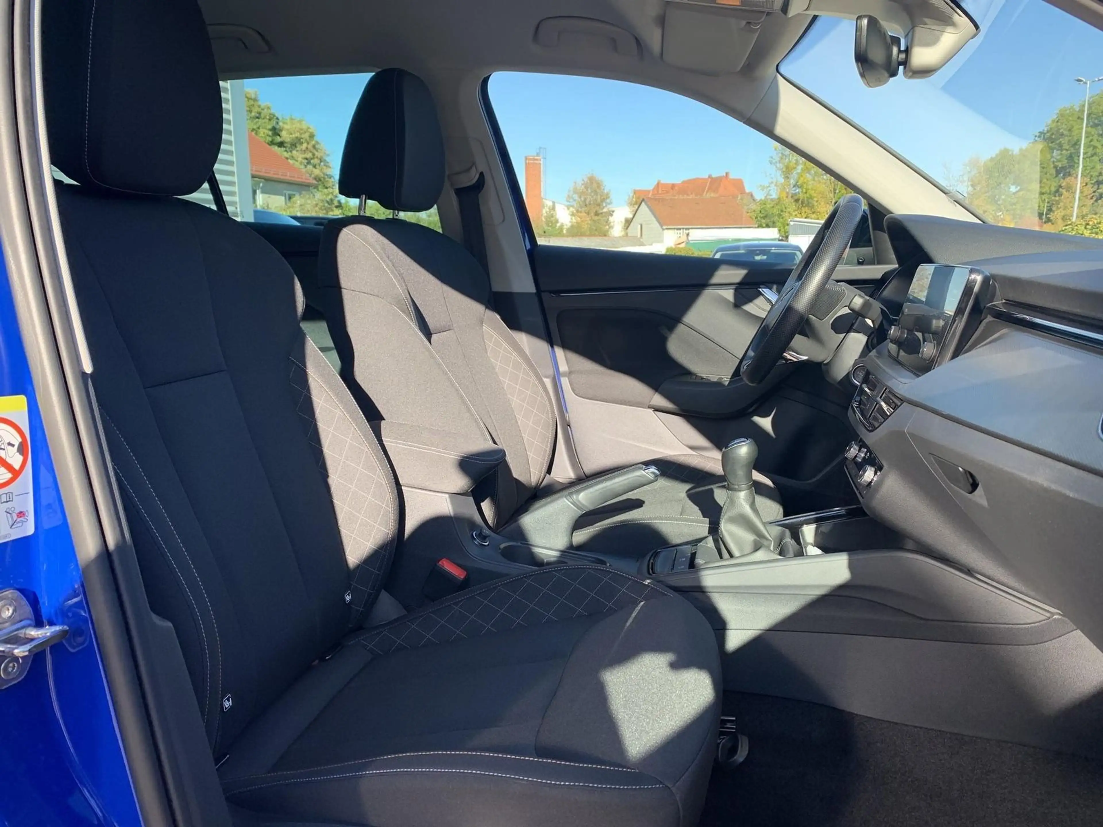 Skoda Kamiq 1.5TSI Blackline Klimaaut+Kamera+ACC+LM — photo 12
