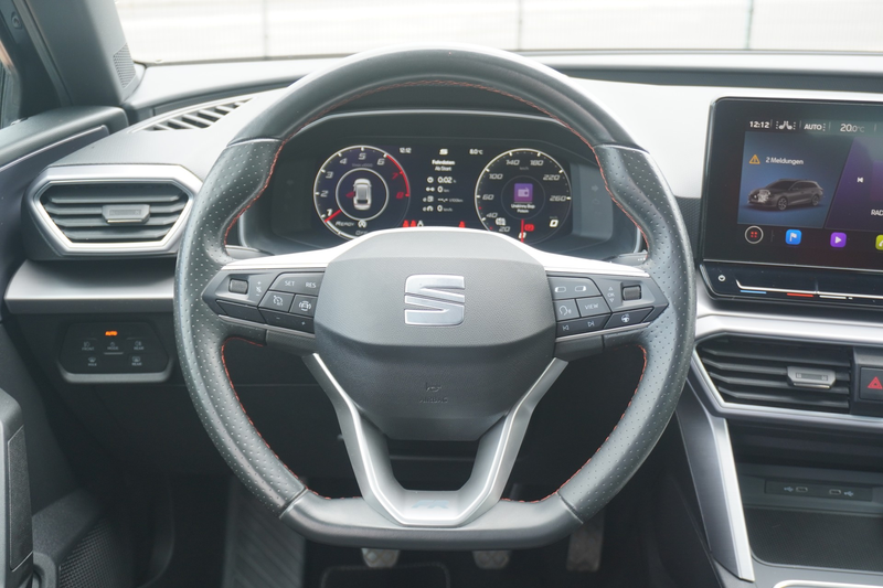 SEAT Leon ST 1.5 TSI FR LED Navi Sitzheizung — photo 16