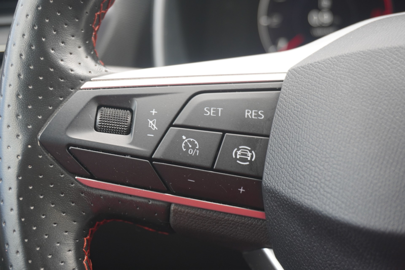 SEAT Leon ST 1.5 TSI FR LED Navi Sitzheizung — photo 17