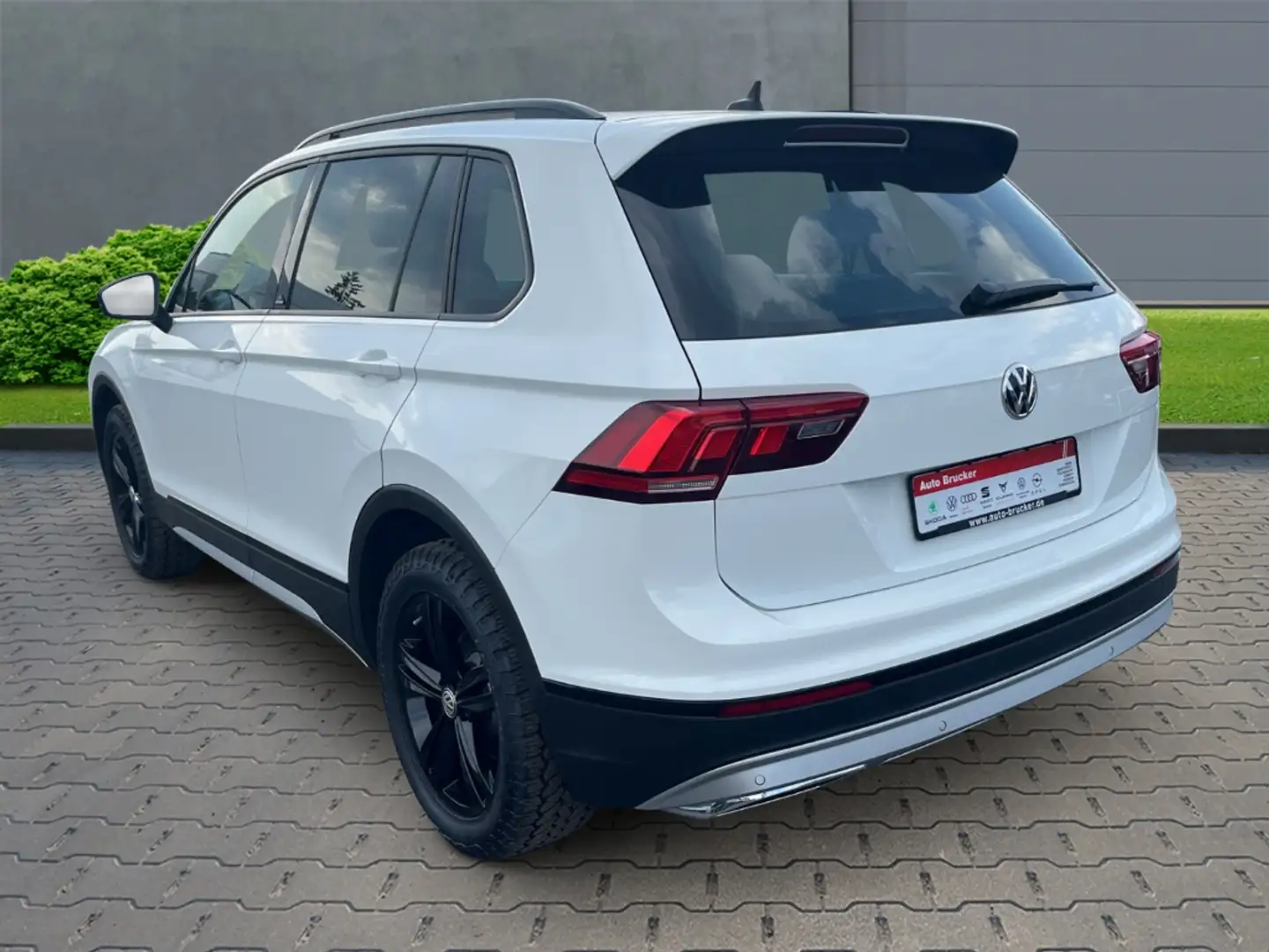 Volkswagen Tiguan OFFROAD 4Motion 2.0 TDI+AHK+Navi+Standheizung Weiß - 2