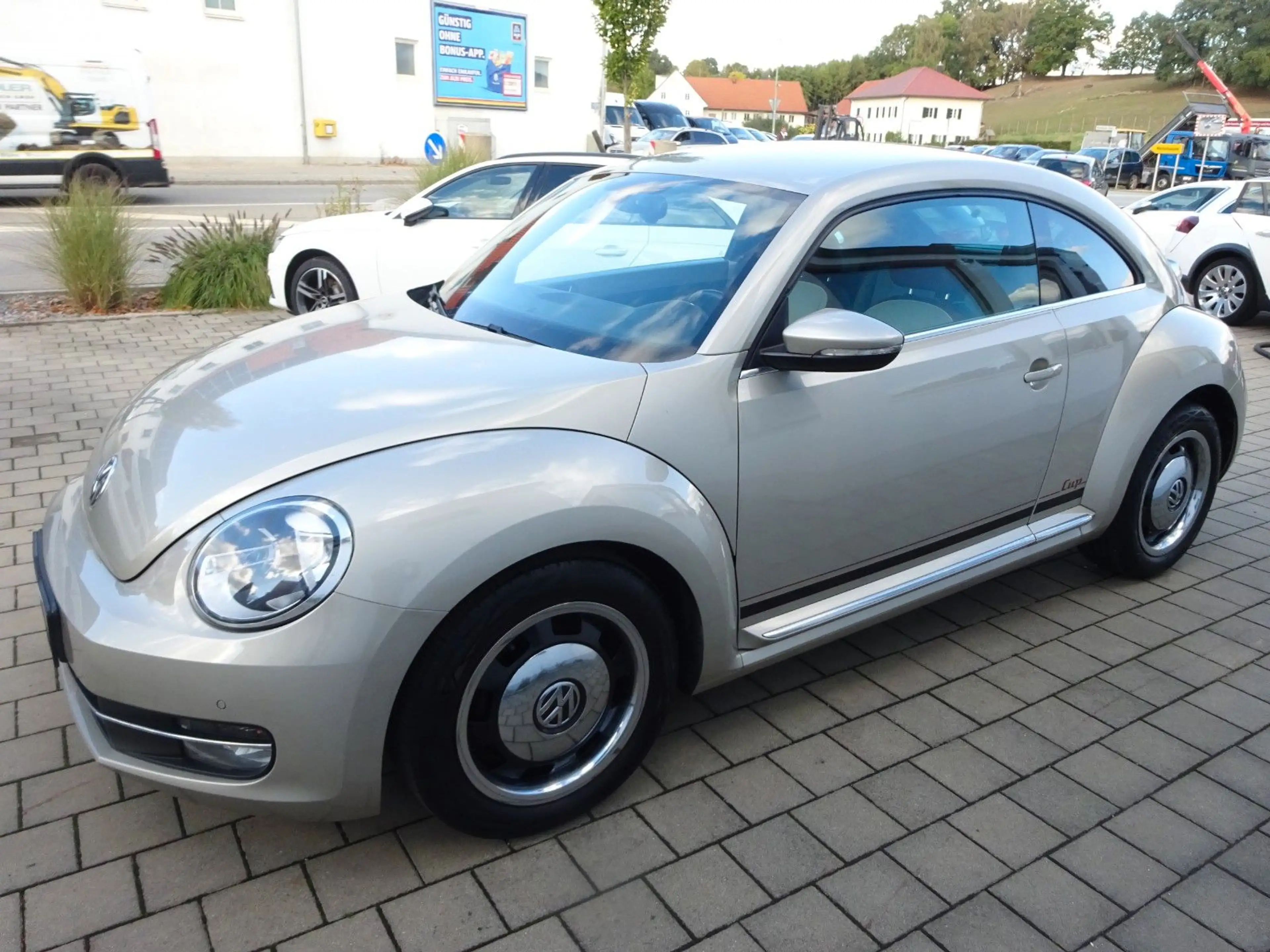 Volkswagen Beetle Lim. Cup BMT/NAVI — photo 2