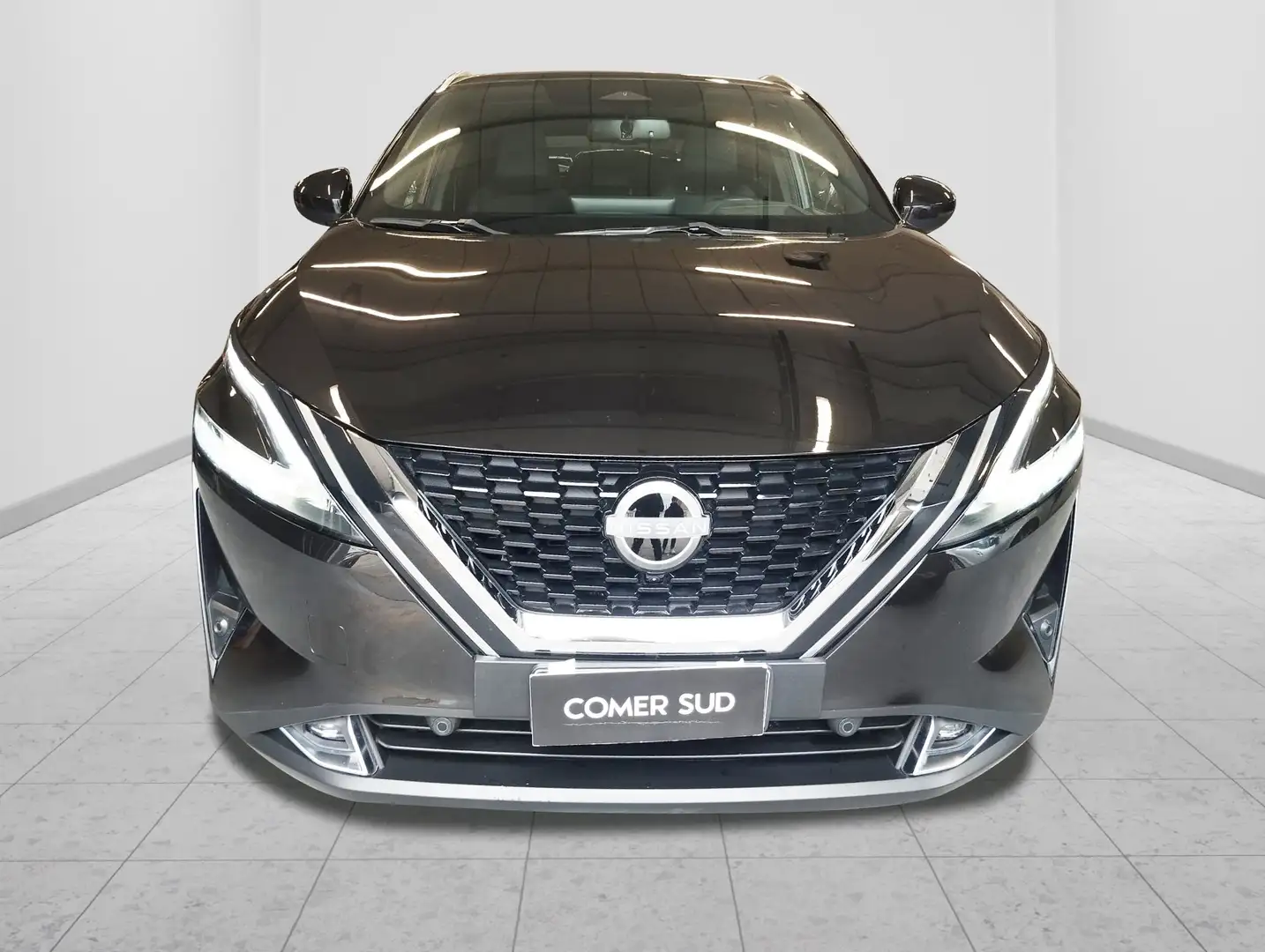 Nissan Qashqai 1.3 Mild Hybrid Tekna Schwarz - 2