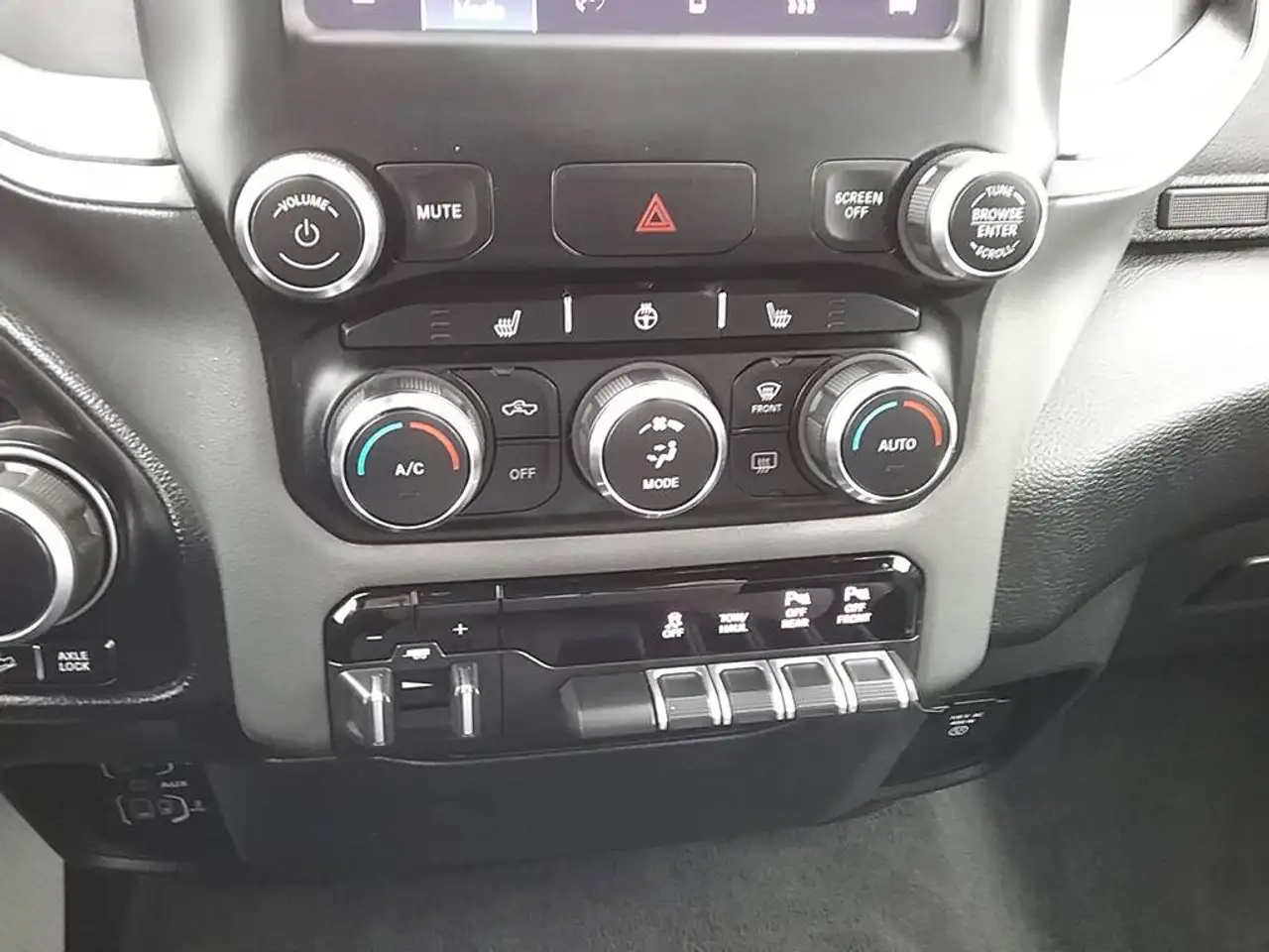 RAM 1500 photo RAM 1500