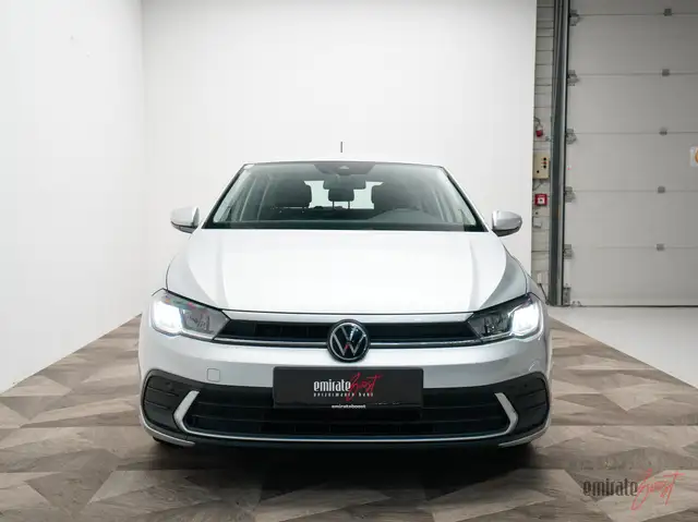 Volkswagen Polo view 6