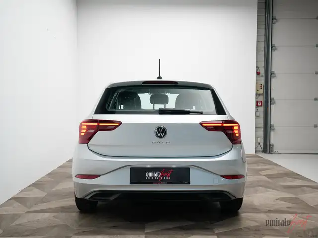 Volkswagen Polo view 5