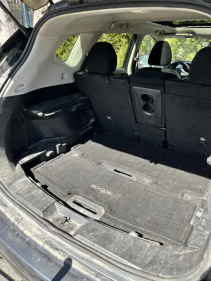 Nissan Rogue снимка Nissan Rogue
