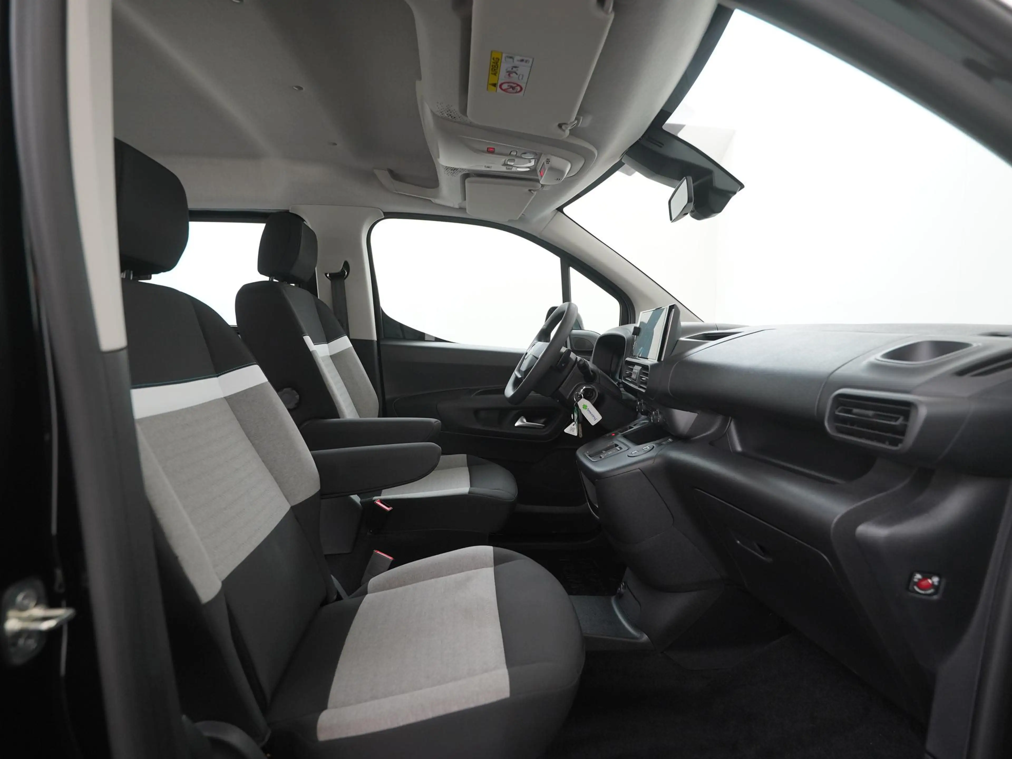 Citroen Berlingo ë-Berlingo Feel 50 kWh | 3 Fase | Carplay | 5 pers — photo 3
