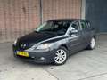 Mazda 3 2.0 S-VT Kintaro Sport AANBIEDING! (CRUISE, PARKEE Grijs - thumbnail 1