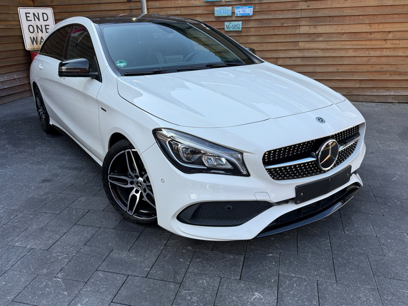 Mercedes-Benz CLA 180 Edition AMG Pano — photo 4