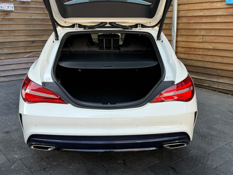 Mercedes-Benz CLA 180 Edition AMG Pano — photo 10