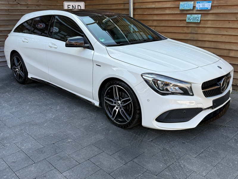 Mercedes-Benz CLA 180 Edition AMG Pano — photo 3