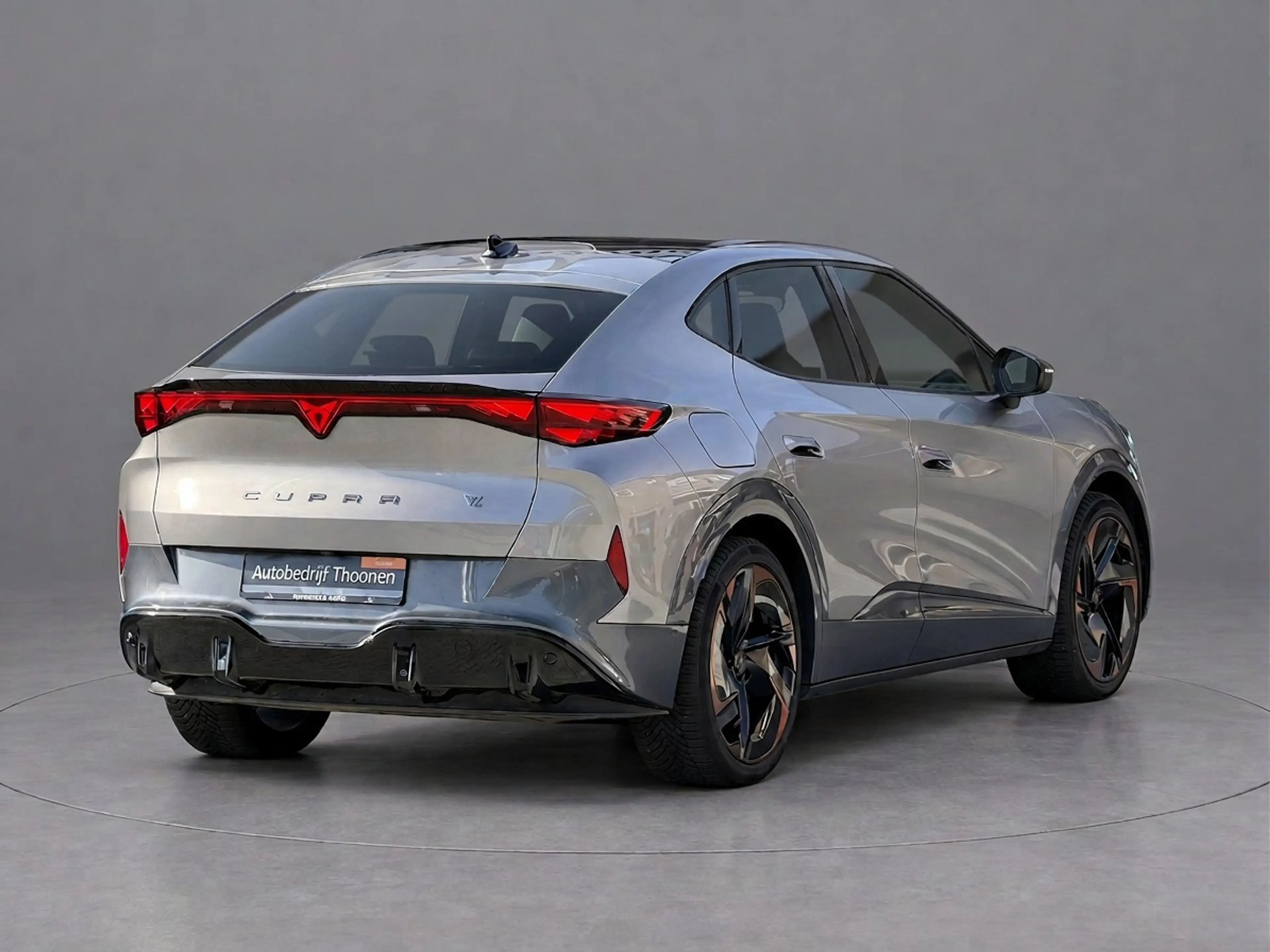 CUPRA Tavascan VZ Adrenaline 82 kWh | sennheister | HUD | pano | — photo 8
