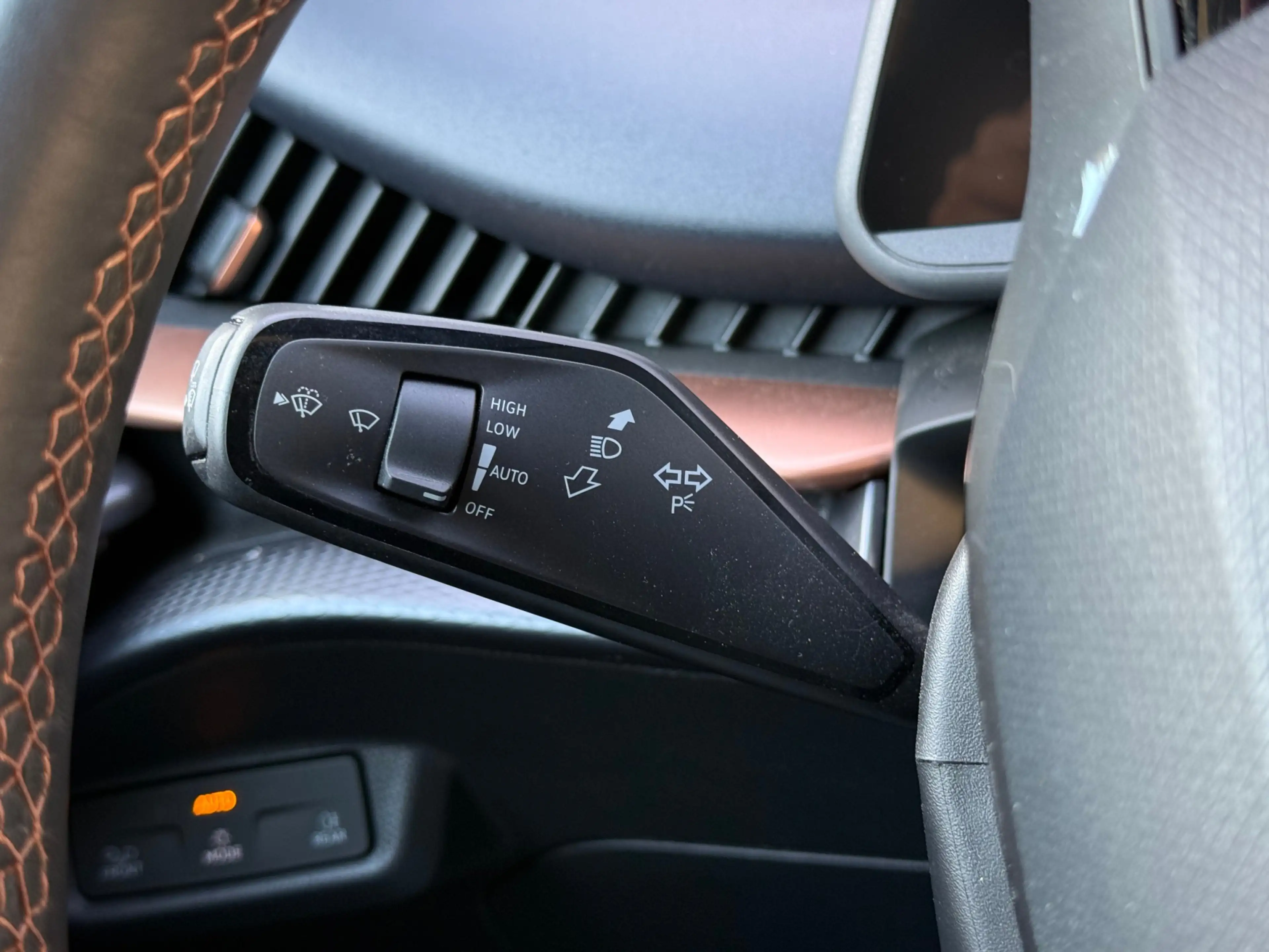 CUPRA Tavascan VZ Adrenaline 82 kWh | sennheister | HUD | pano | — photo 23