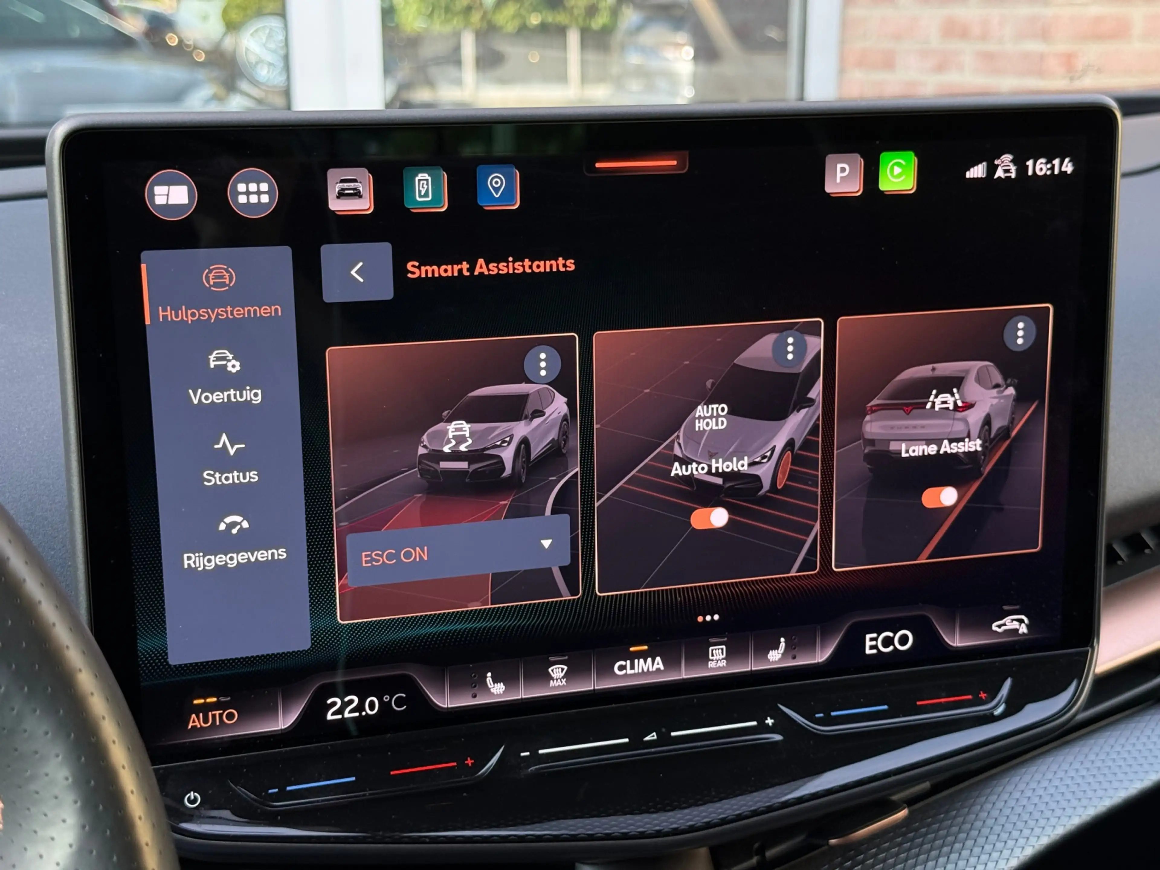 CUPRA Tavascan VZ Adrenaline 82 kWh | sennheister | HUD | pano | — photo 32