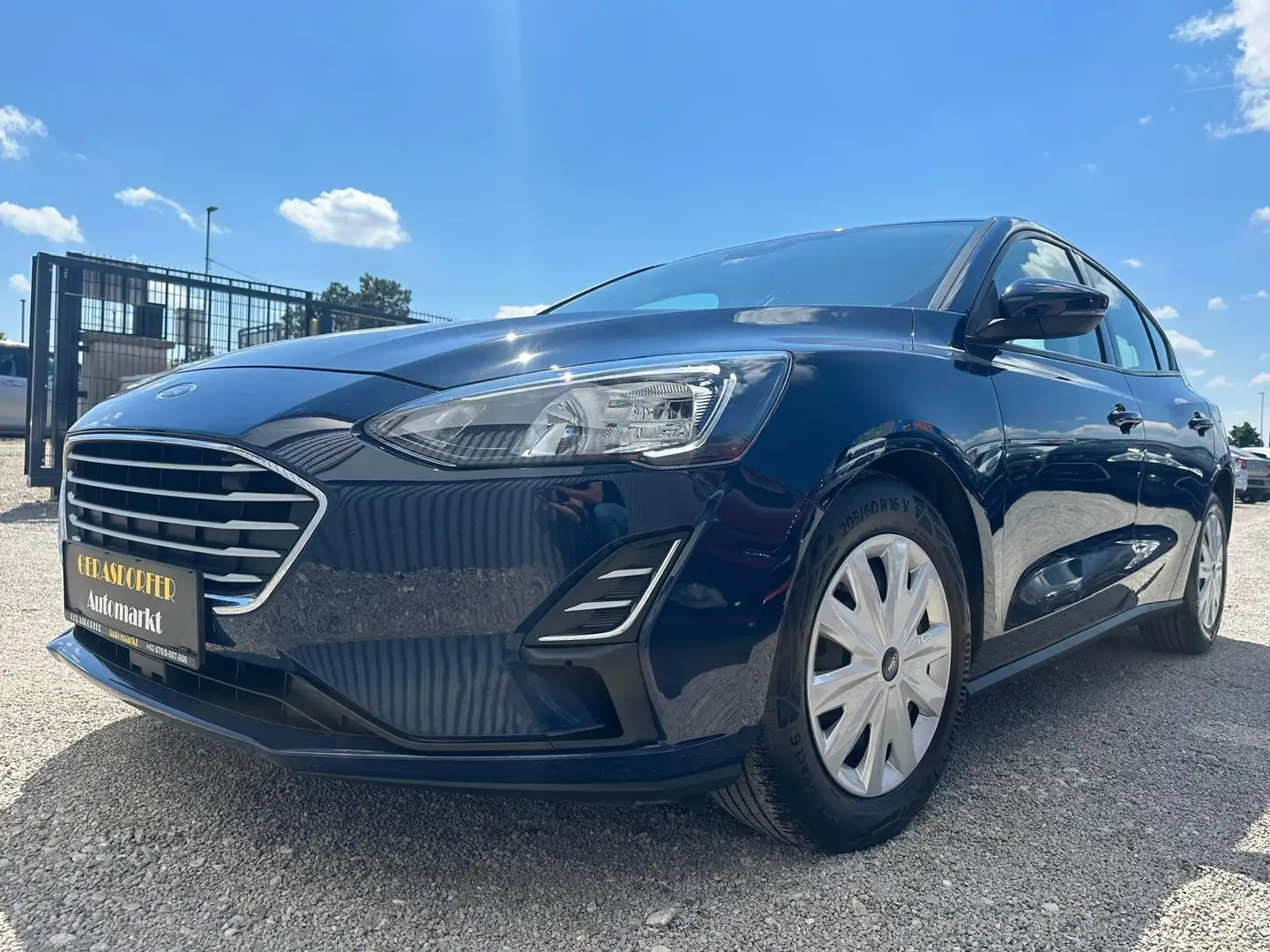 Ford Focus EcoBoost Trend //Finanzierung// Bleu - 2