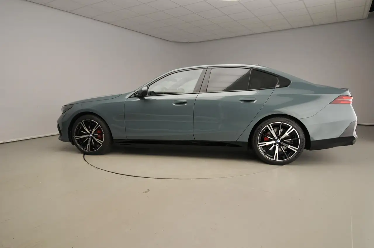 BMW i5 2026