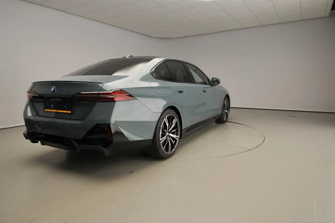 BMW i5 2026