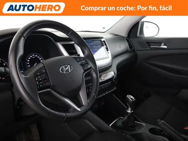 Hyundai Tucson view 12