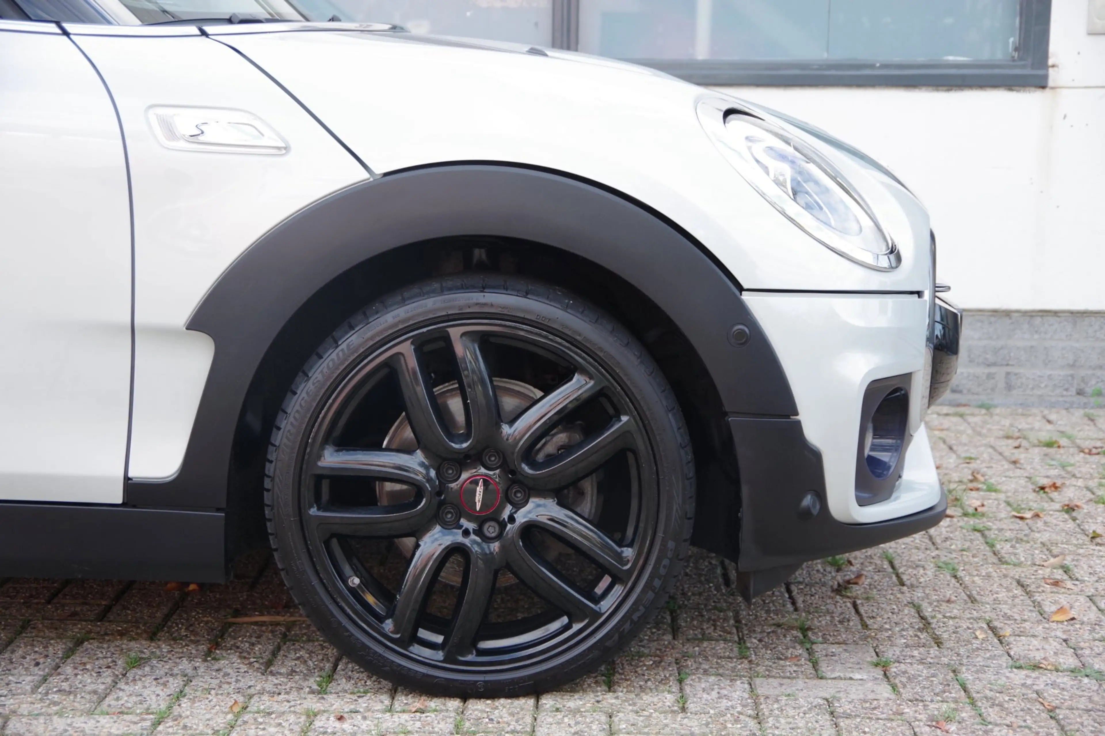 MINI Cooper S Clubman 2.0 Chili Serious Business JCW Pakket — photo 36
