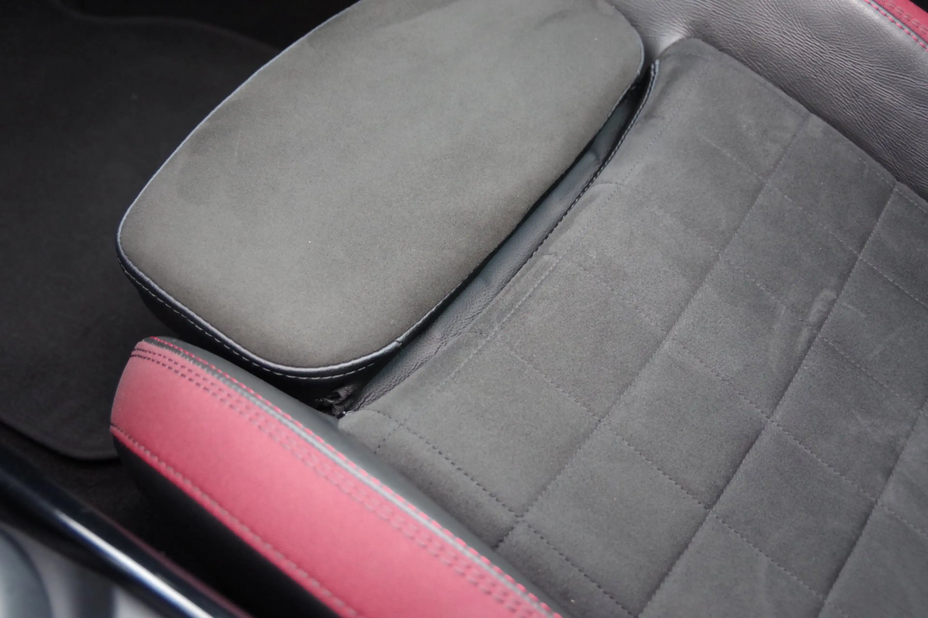 MINI Cooper S Clubman 2.0 Chili Serious Business JCW Pakket — photo 15