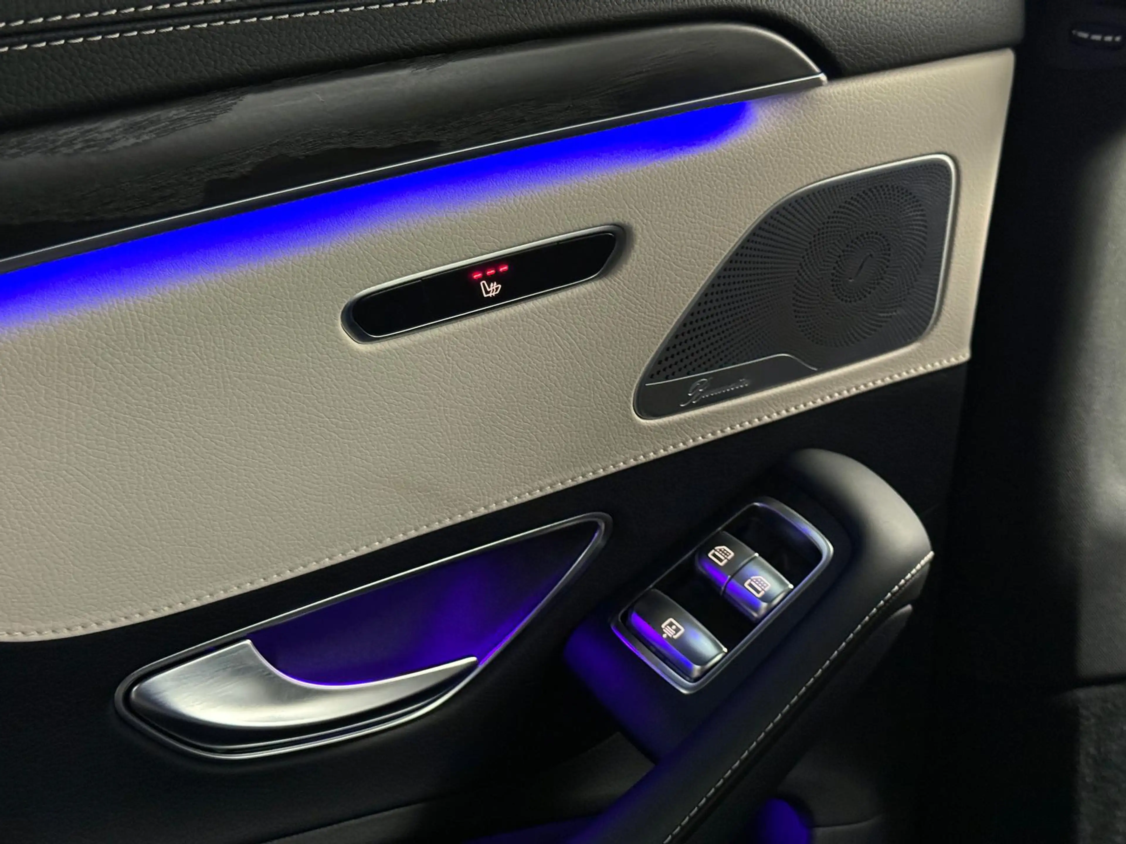 Mercedes-Benz S 400 d AMG*4MATIC*LUFT*BURMESTER*STANDHEIZ*MASSAGE — photo 12