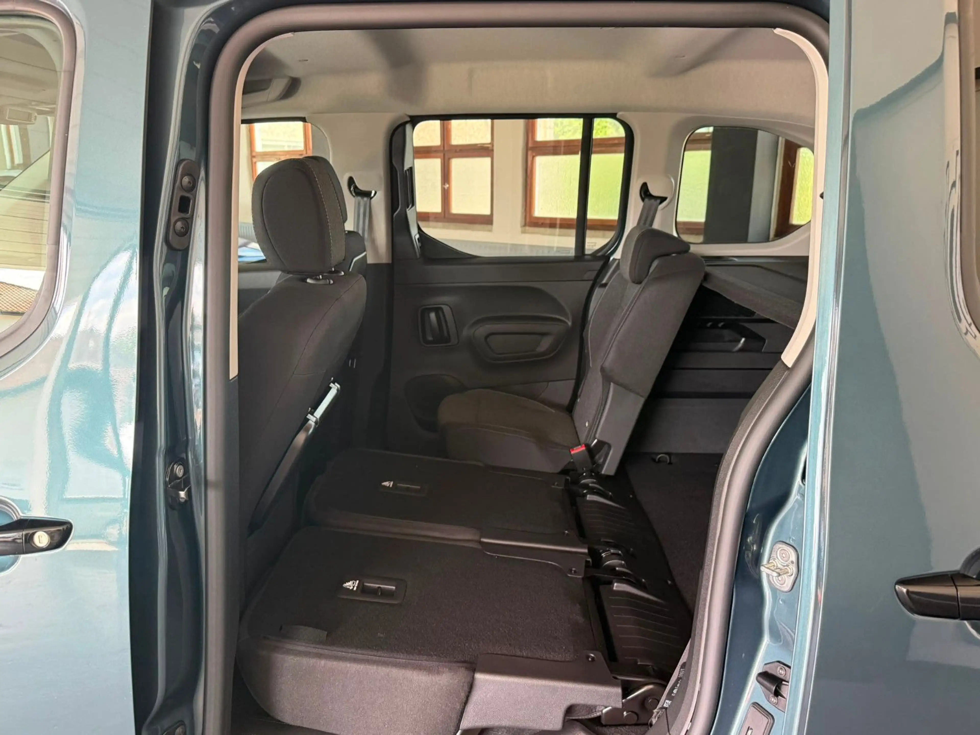 Opel Combo Life Elegance 1,5 D -LED,SHZ,RFK,BT,L1(M1) — photo 15