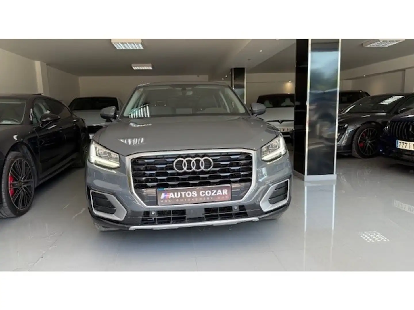Audi Q2 1.6TDI Design edition S tronic 85kW Grey - 2