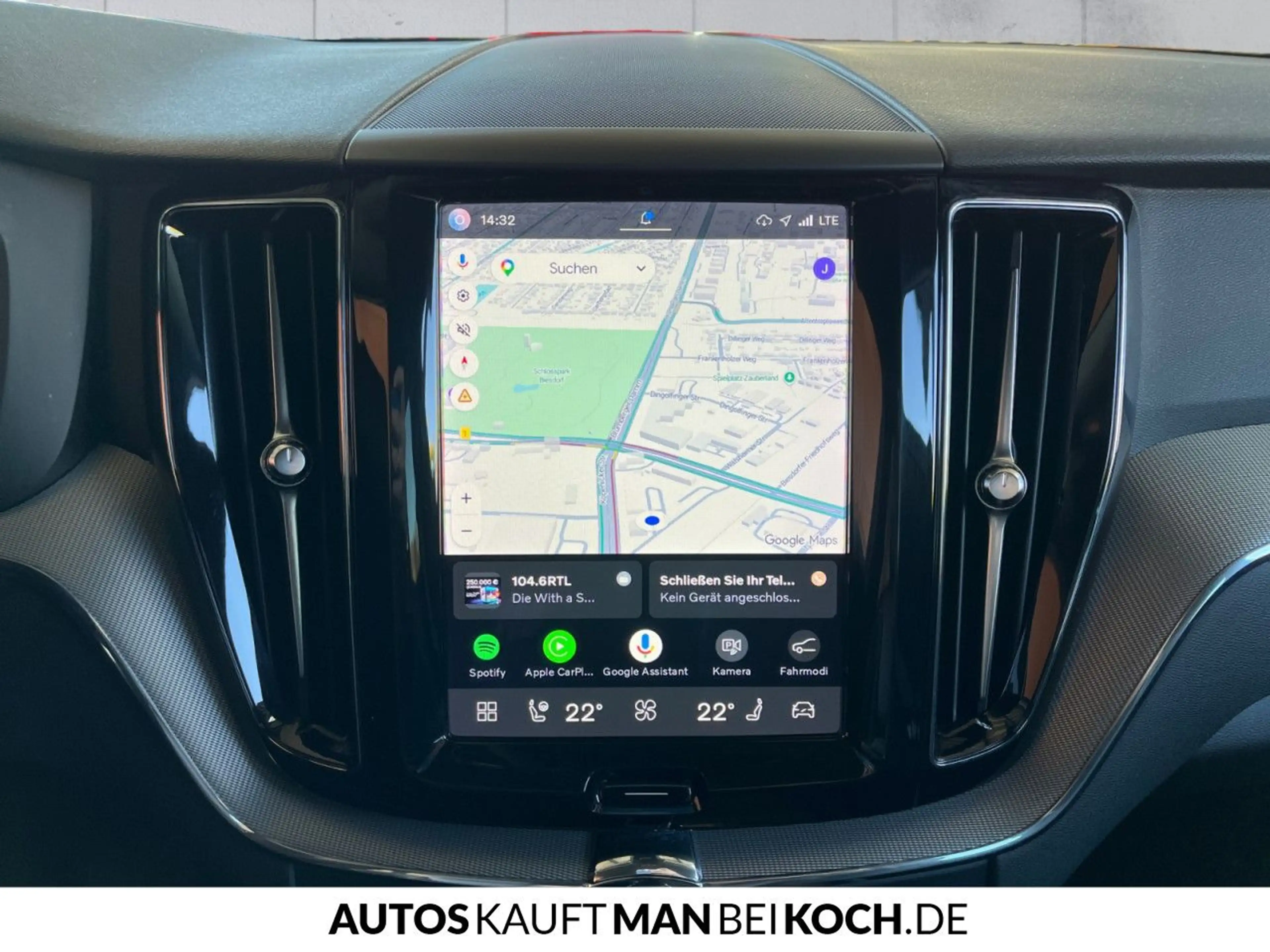 Volvo XC60 B4 B Core 4xSHZ LHZ NAVI 20" LED PDC RFK — photo 13