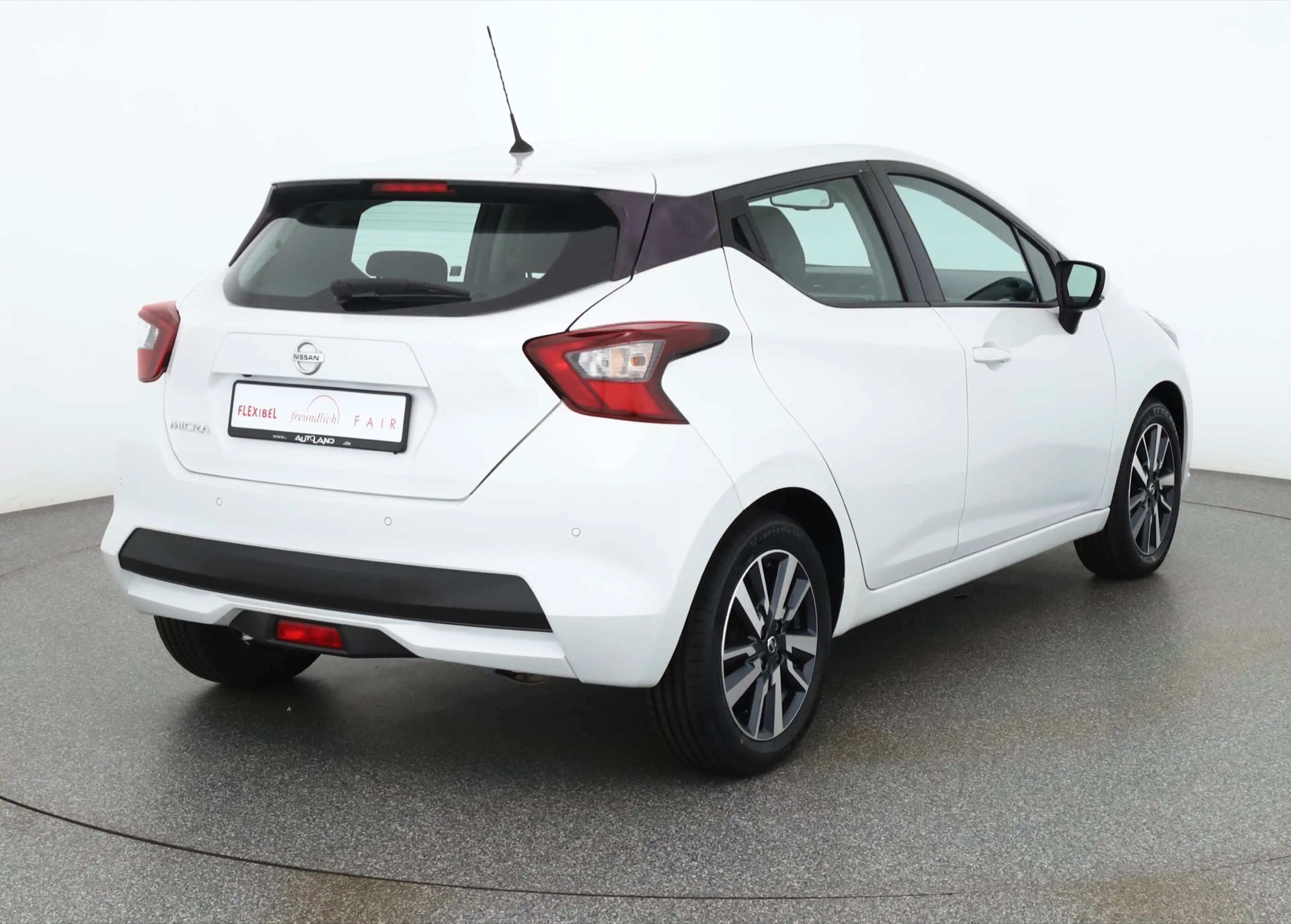 Nissan Micra 1.0 N-Way Navi Sitzheizung Android Apple — photo 5