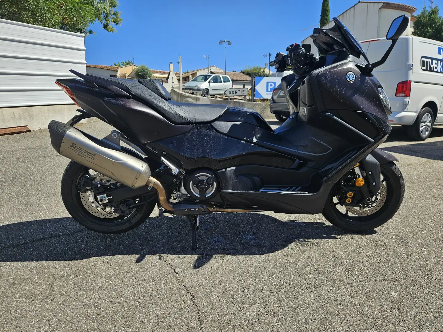 Yamaha TMAX 560 Brun - 1