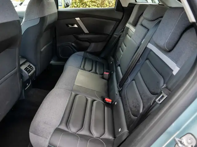 Citroen C4 view 6