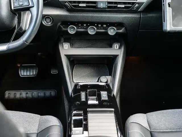 Citroen C4 view 8