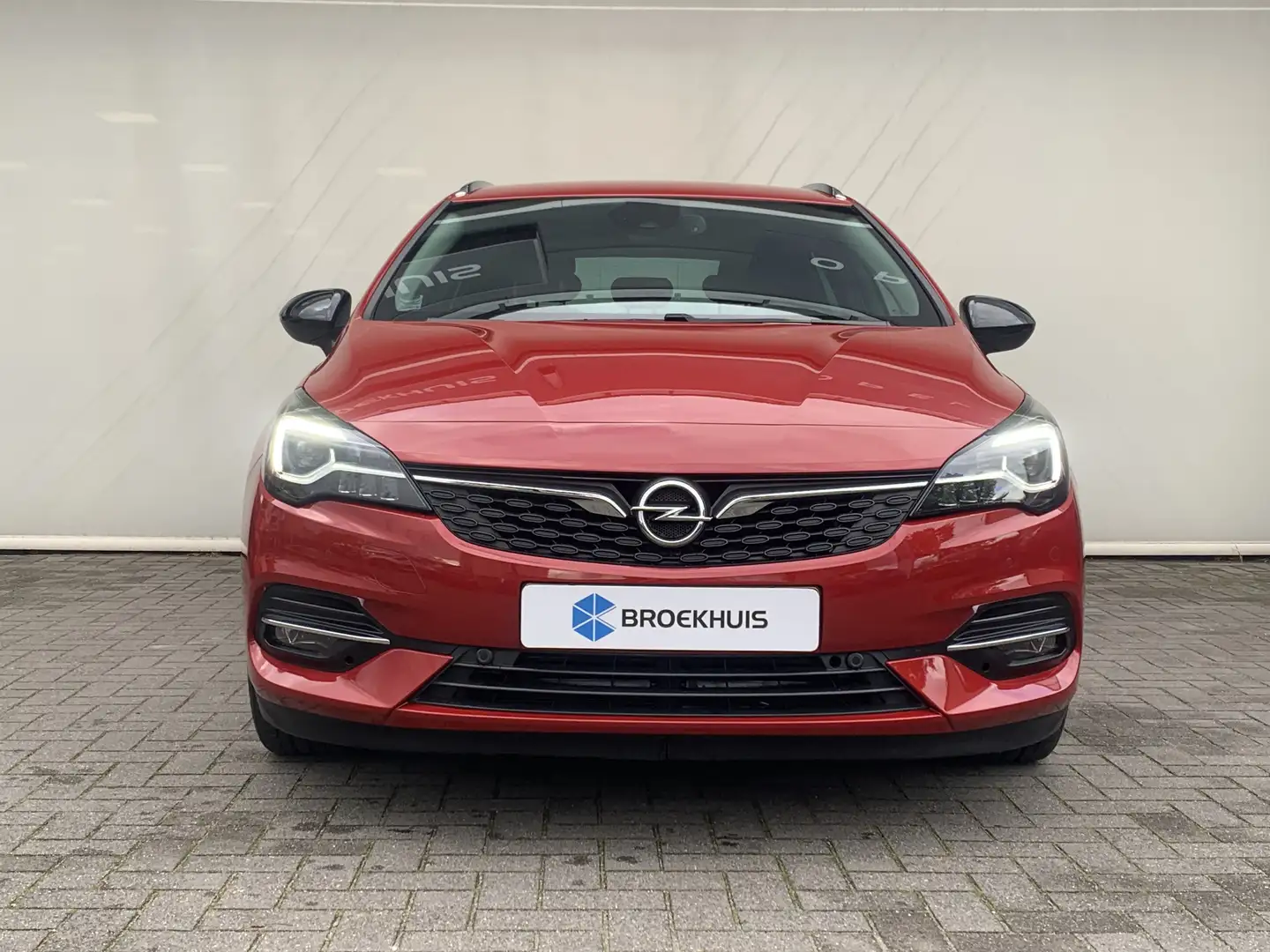 Opel Astra Sports Tourer 1.2 Business Elegance Airco | Camera Rood - 2