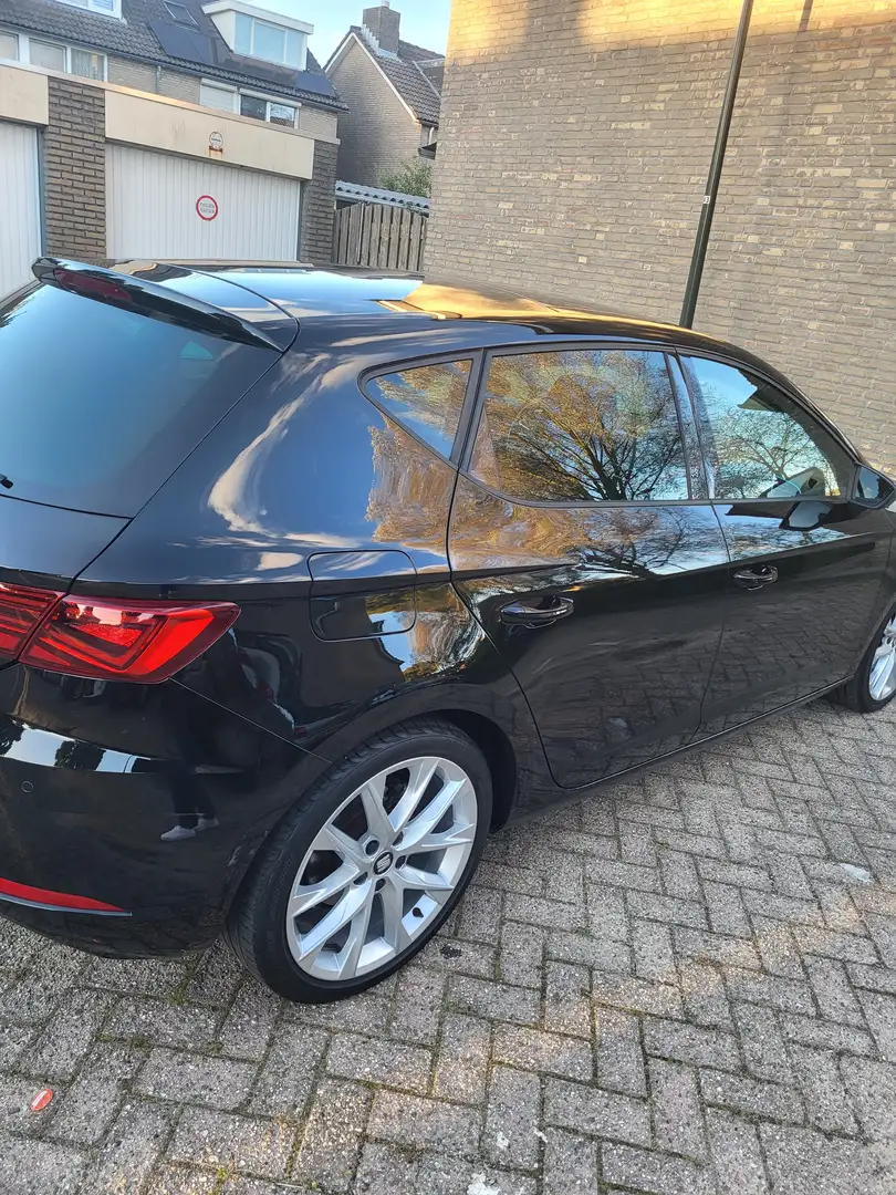 SEAT Leon Leon 1.5 TSI ACT DSG OPF FR Noir - 2