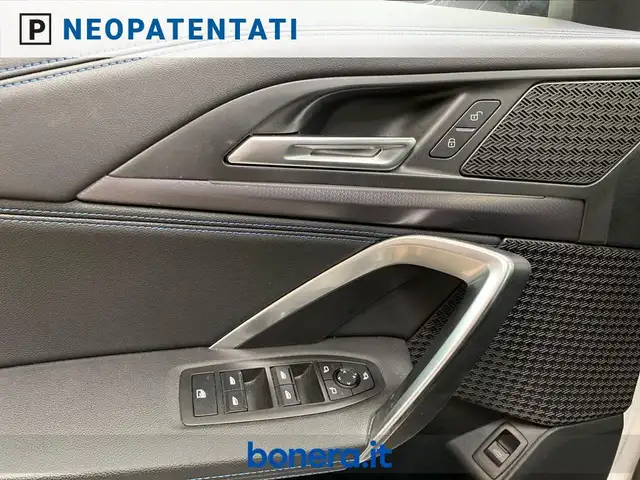 BMW X1 view 24