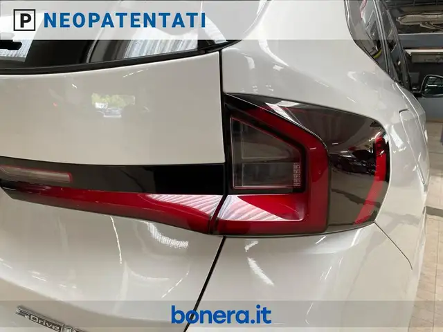 BMW X1 view 11