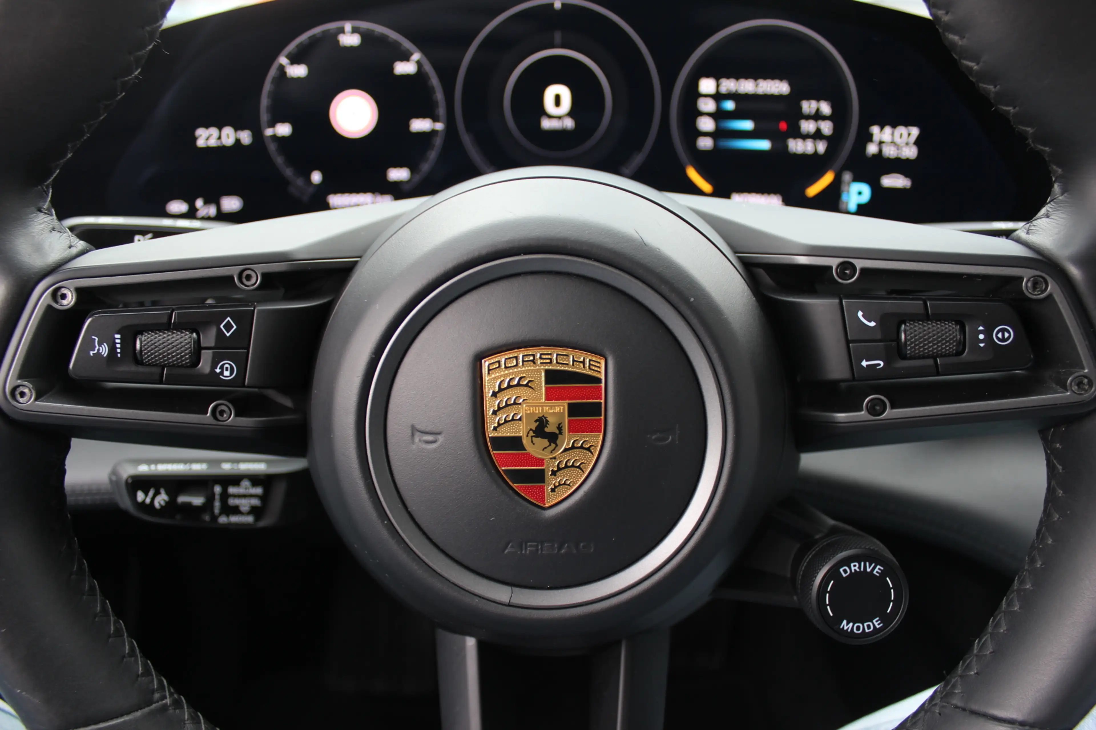 Porsche Taycan Turbo S 93 kWh / SoH 91,3% / Full option! / Panora — photo 34