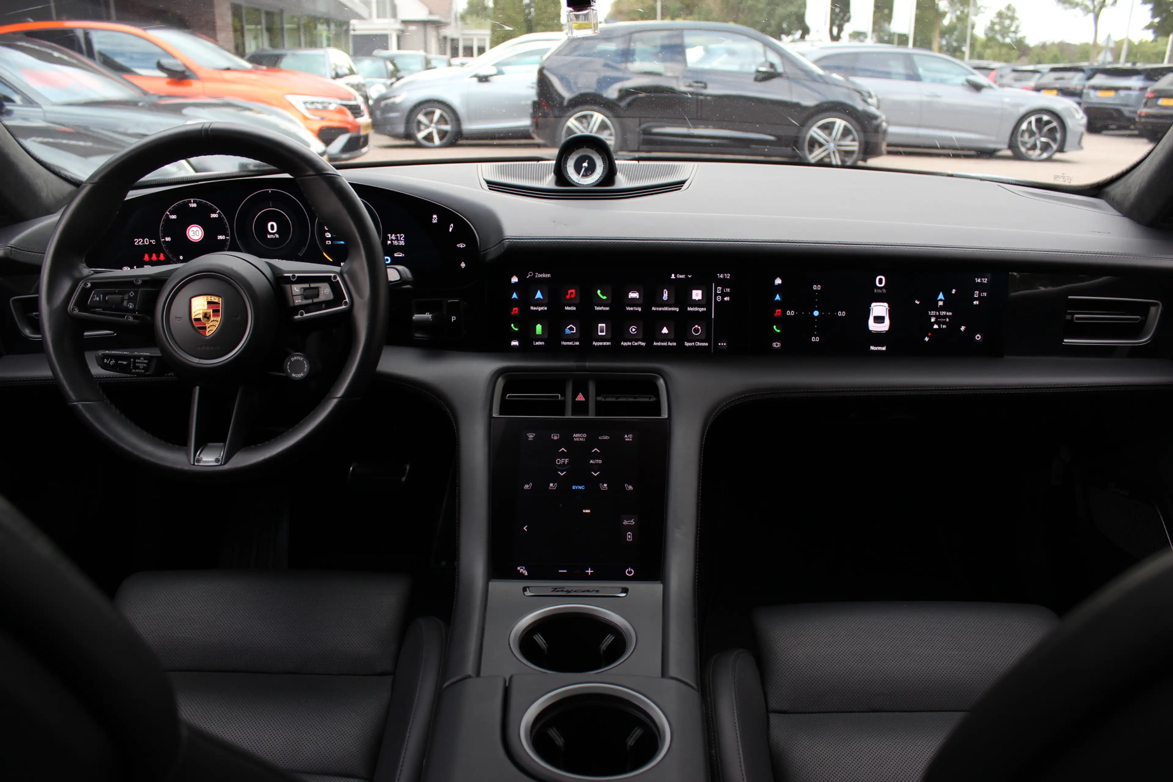 Porsche Taycan Turbo S 93 kWh / SoH 91,3% / Full option! / Panora — photo 3
