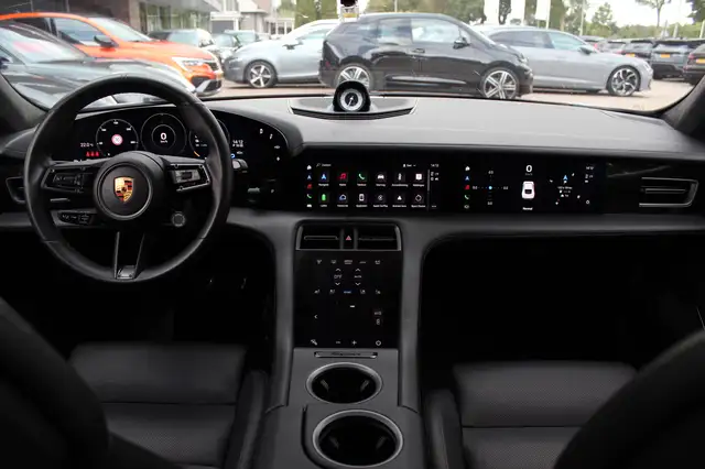 Porsche Taycan view 3