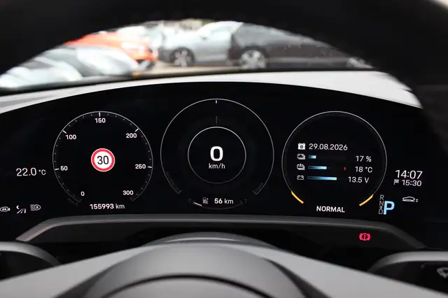 Porsche Taycan view 19