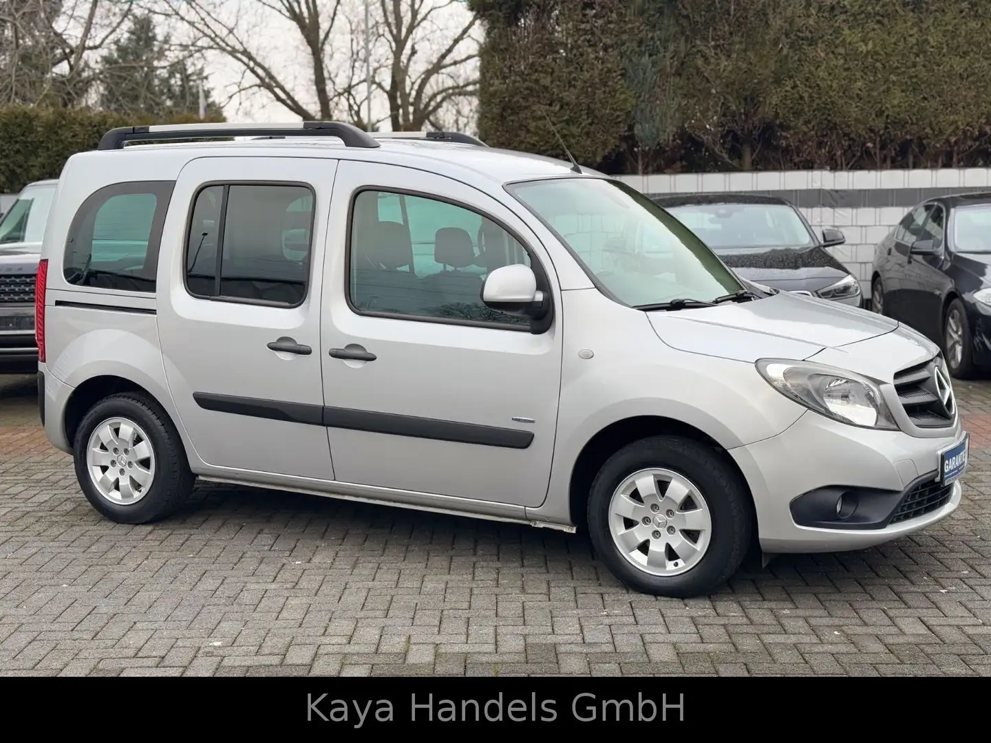 Mercedes-Benz Citan Kombi 109 CDI lang Klima/5-Sitzer/2.Hd Argent - 2