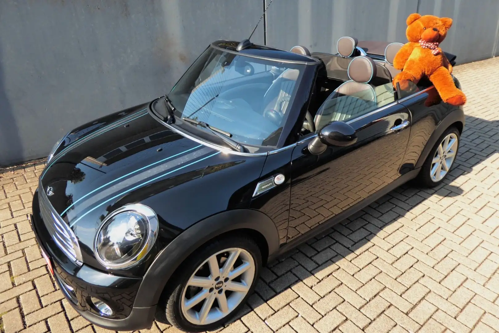 MINI Cooper Cabrio Highgate original 36.100 km! Schwarz - 1