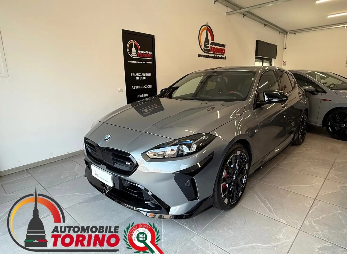 BMW 135 M 135 xDrive MSport Pro Grijs - 1