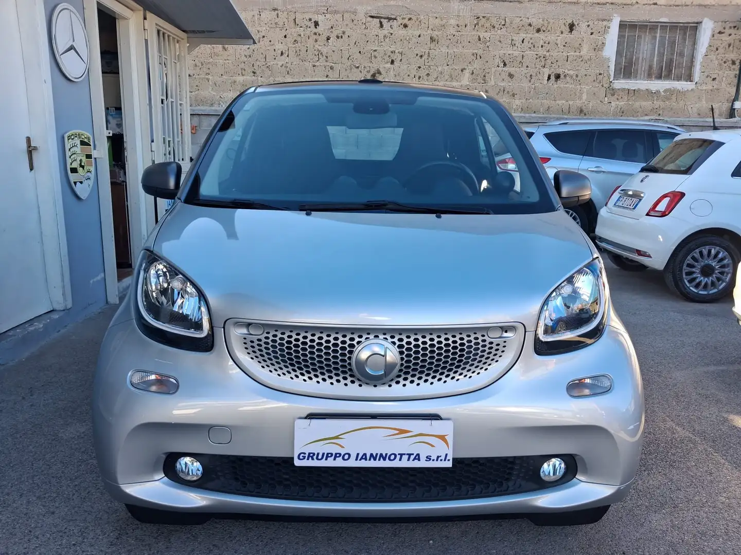 smart forTwo CABRIO 0.9 TURBO 90 C.V. CAMBIO AUTO. FARI LED Gris - 1