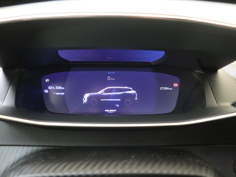 Peugeot e-2008 EV GT Avantage 54 kWh — photo 7