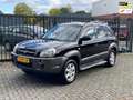 Hyundai TUCSON 2.0i Dynamic airco cruise trekhaak Zwart - thumbnail 1