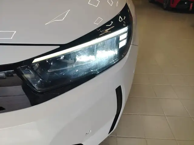 Opel Corsa view 7