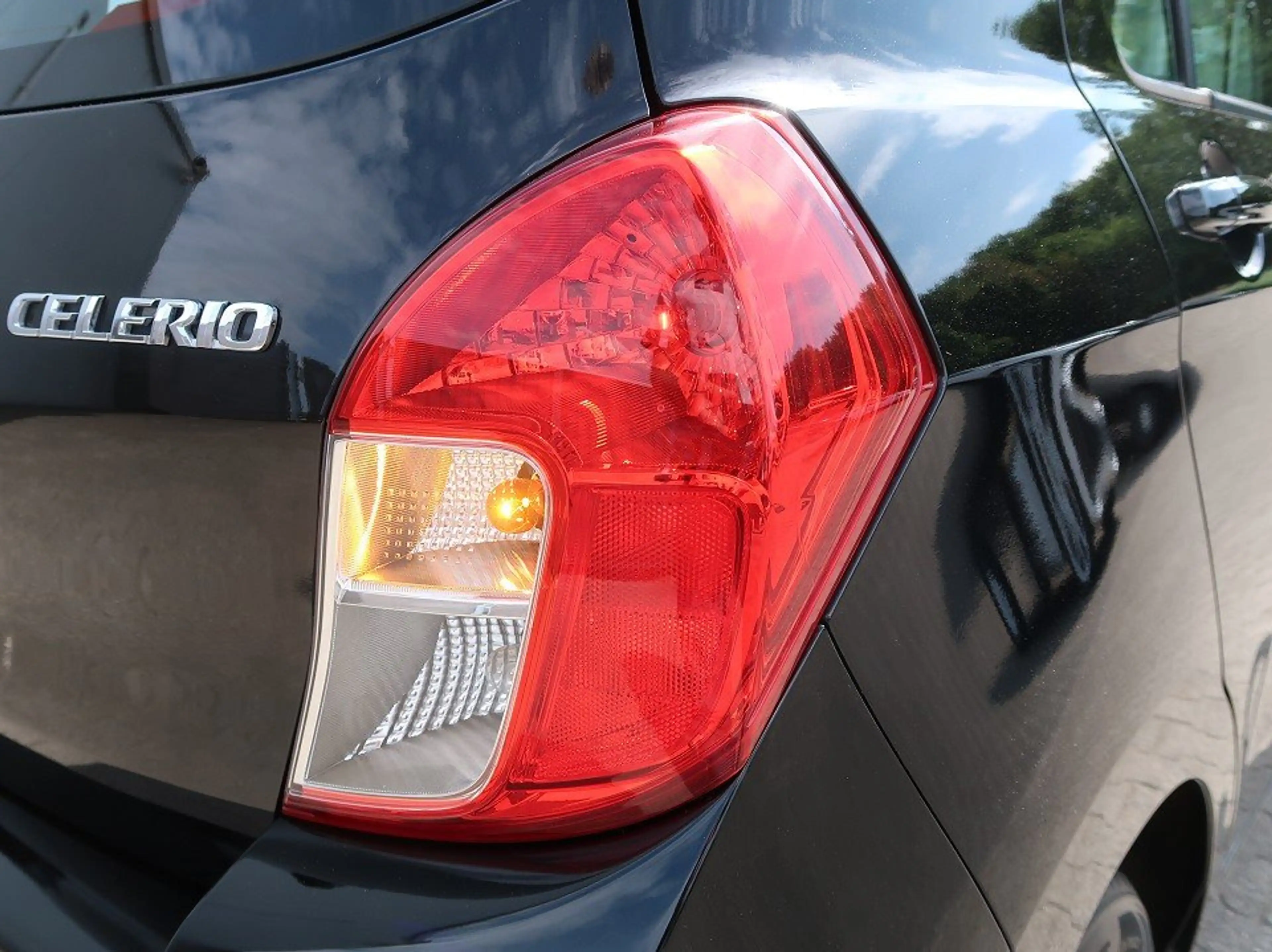 Suzuki Celerio Automatik*Wartungsnachweise komplett*2. Hand* Club — photo 12