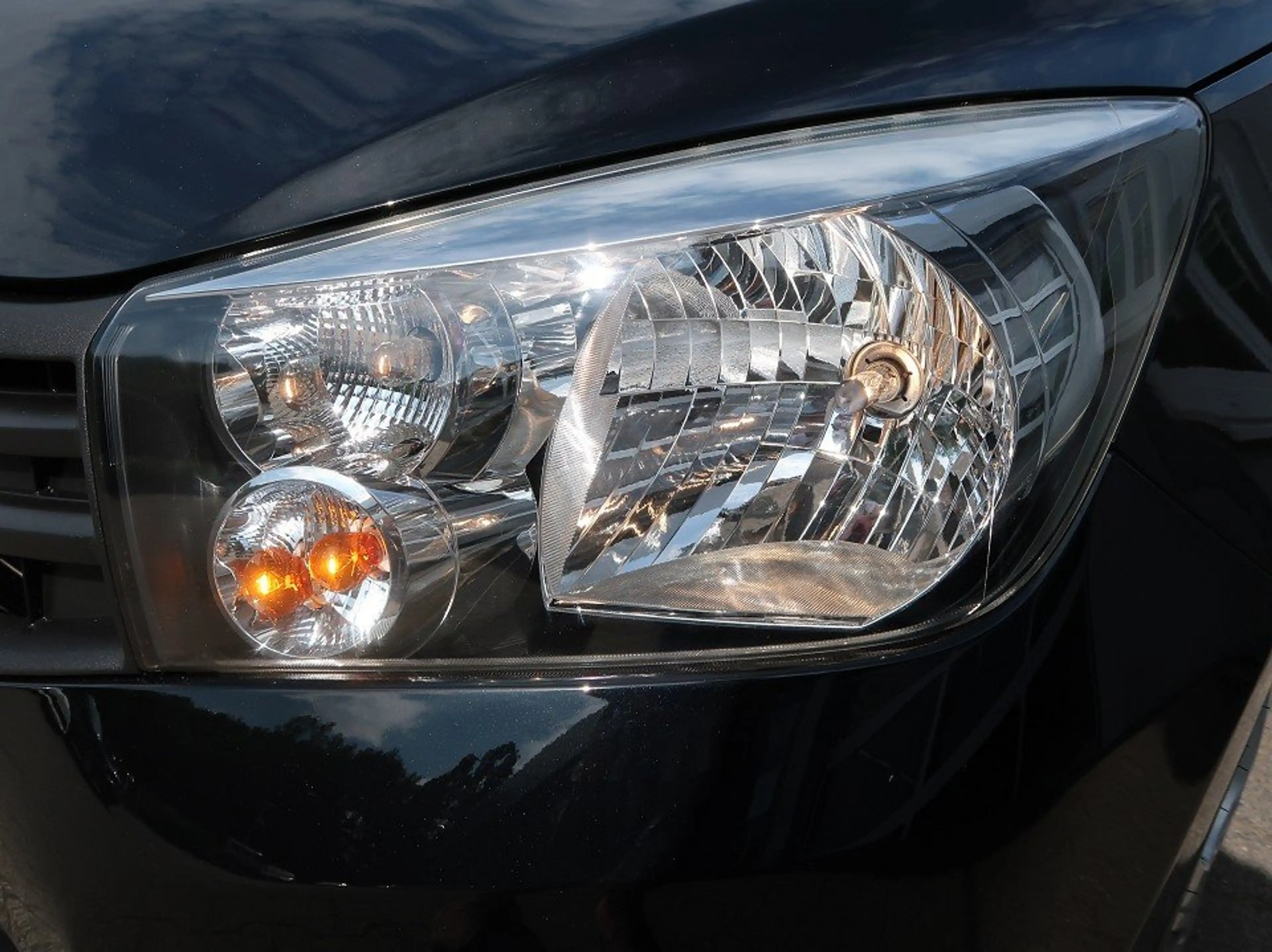 Suzuki Celerio Automatik*Wartungsnachweise komplett*2. Hand* Club — photo 10